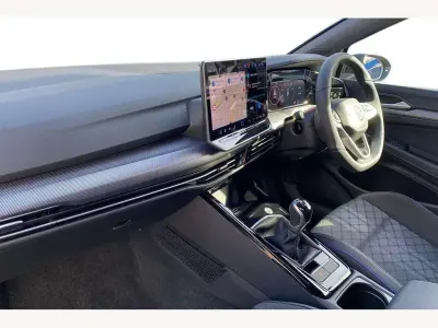 Ny VW Golf VIII Black Edition 150 HK (110 kW) 2025 Svart Halvkombi