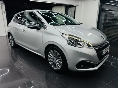 Used Peugeot 208 Allure 2016 Silver Hatchback