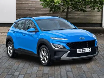 Używany Hyundai Kona SE 120 KM (88 kW) 2023 Niebieski SUV