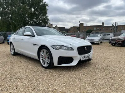 Used Jaguar XF S 300 HP (220 kW) 2016 White Sedan