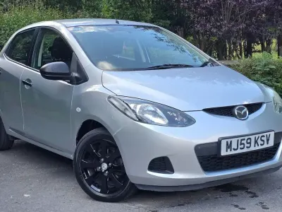Used Mazda 2 73 HP (53 kW) 2009 Silver Hatchback
