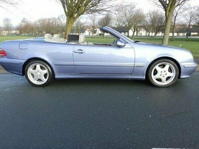 used Mercedes CLK230 Avantgarde 2dr Tip Auto 2.3