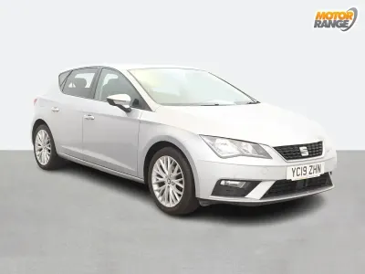Usata Seat Leon SE Dynamic 115 CV (84 kW) 2019 Argento Utilitaria