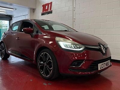 Used Renault Clio IV Dynamique 2017 Red Hatchback