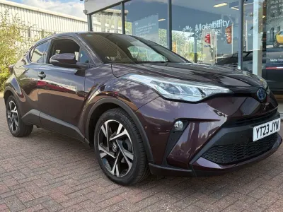 Used Toyota C-HR Design 122 HP (89 kW) 2023 Deep amethyst (metallic paint) SUV
