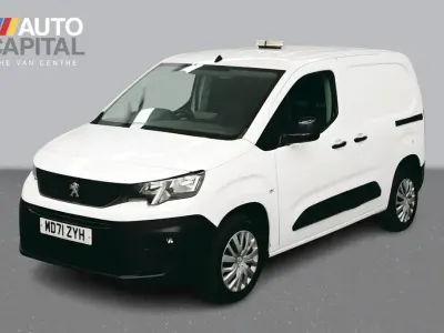 Used Peugeot Partner Premium 131 HP (96 kW) 2022 White MPV