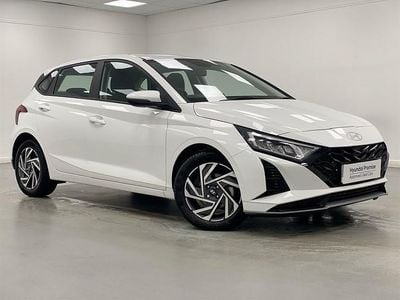 Used Hyundai i20 Advanced 2024 White Hatchback