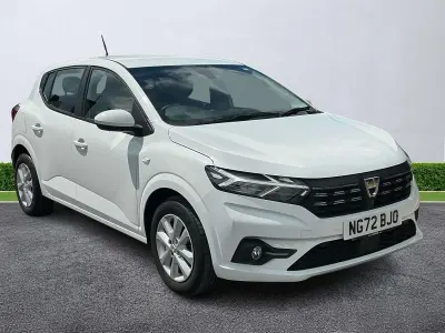 Used Dacia Sandero Comfort 100 HP (73 kW) 2022 White Hatchback