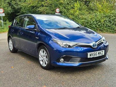 Toyota Auris Hybrid