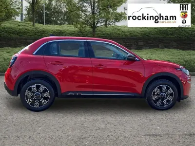 Używany Fiat 600 S 134 KM (98 kW) 2025 Czerwony SUV