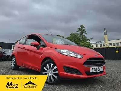 Used Ford Fiesta Style 82 HP (60 kW) 2014 Red Hatchback