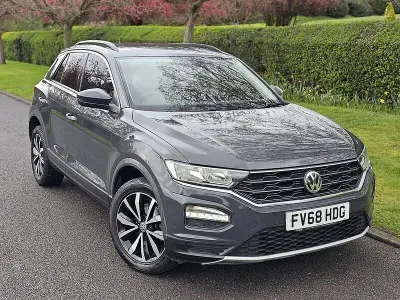 Used VW T-Roc SE 115 HP (84 kW) 2018 Grey SUV