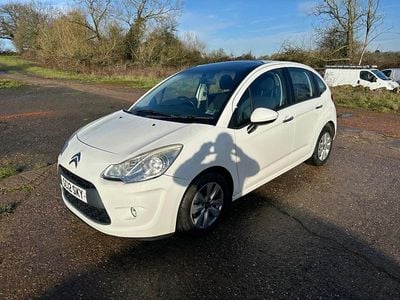 Used Citroën C3 VTR Sport 75 HP (55 kW) 2012 White Hatchback