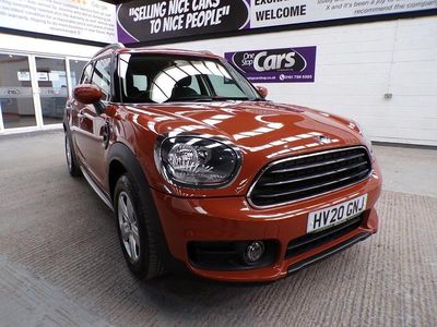 Begagnad Mini Cooper Classic 2020 Brun Halvkombi