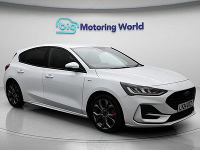 Used Ford Focus ST-Line 155 HP (114 kW) 2024 White Hatchback