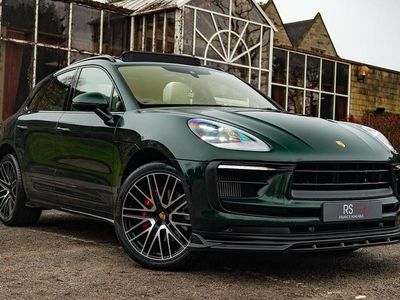 Green Used 2022 Porsche Macan SUV | £57,990 (Expensive)