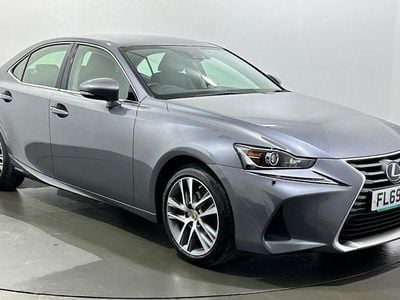 Gebraucht Lexus IS300h 223 PS (164 kW) 2019 Grau Limousine