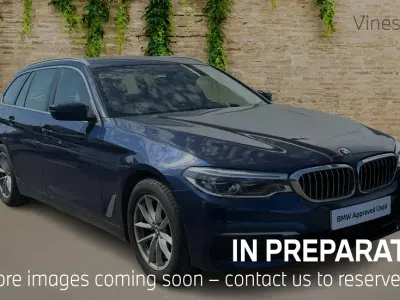Begagnad BMW 520 Comfort Edition 181 HK (133 kW) 2018 Blå Kombi