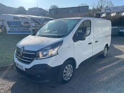 Used Renault Trafic Business 120 HP (88 kW) 2021 White MPV
