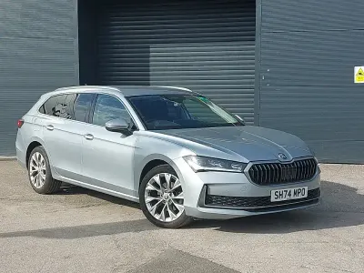 Used Skoda Superb SE L 150 HP (110 kW) 2024 Silver Estate