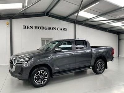 used Toyota HiLux 2.8D INVINCIBLE 4WD D 4D DCB