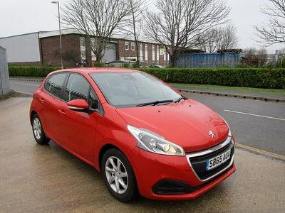 Used Peugeot 208 Active 82 HP (60 kW) 2015 Orange Hatchback