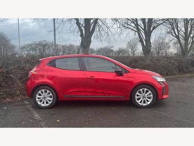 Used Renault Clio V Evolution 2024 Red Hatchback
