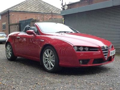 Used Alfa Romeo Spider 200 HP (147 kW) 2008 Red Cabriolet