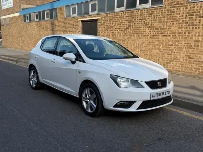 Usado Seat Ibiza 85 HP (62 kW) 2014 Branco Citadino