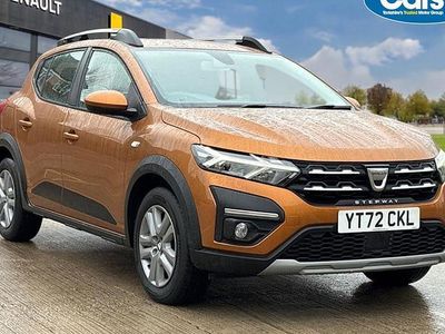 Used Dacia Sandero Comfort 91 HP (66 kW) 2022 Orange Hatchback