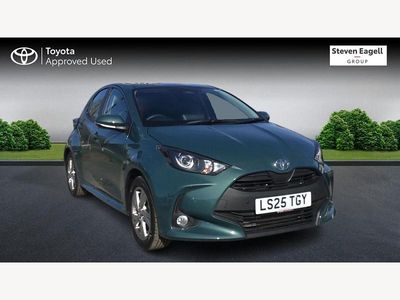 Used Toyota Yaris Hybrid 116 HP (85 kW) 2025 Green Hatchback