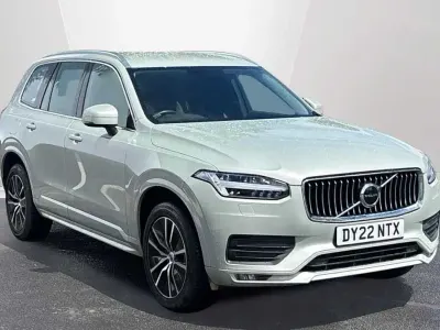 Used Volvo XC90 Momentum 235 HP (172 kW) 2022 Gold SUV