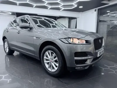 Used Jaguar F-Pace Prestige 180 HP (132 kW) 2016 Grey SUV