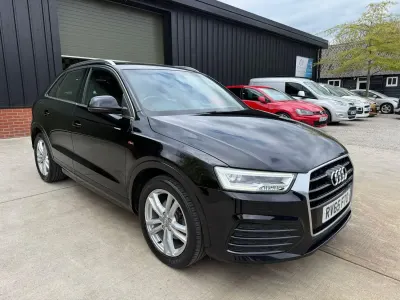 Second-hand Audi Q3 S-Line 150 CP (110 kW) 2015 Negru SUV