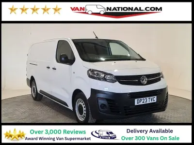 Używany Vauxhall Vivaro 100 KM (73 kW) 2023 Biały Minivan