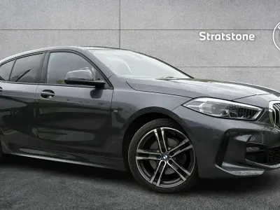 Usado BMW 118 M Sport 134 CV (98 kW) 2020 Gris Utilitario
