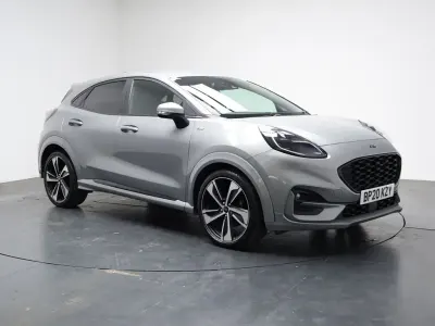 Usado Ford Puma ST-Line X 155 HP (114 kW) 2020 Prateado SUV
