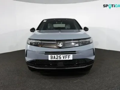 Używany Vauxhall Grandland X Ultimate 143 KM (105 kW) 2025 Szary SUV