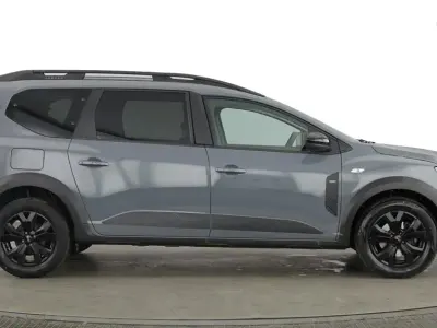 Used Dacia Jogger Extreme 110 HP (80 kW) 2023 Grey MPV