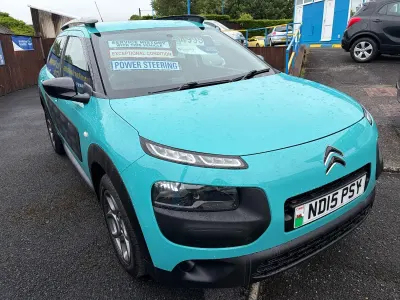 Used Citroën C4 Cactus Feel 82 HP (60 kW) 2015 Blue Hatchback