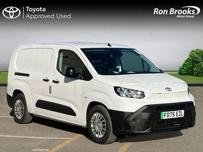 New Toyota Proace 98 kW (134 HP) 2025 White MPV