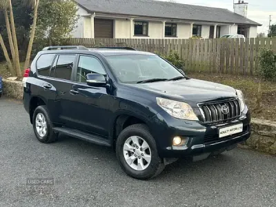 Used Toyota Land Cruiser 190 HP (139 kW) 2011 Grey SUV