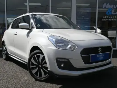Usado Suzuki Swift 90 HP (66 kW) 2019 Branco Citadino