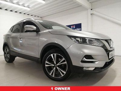 Used Nissan Qashqai N-Connecta 115 HP (84 kW) 2018 Silver SUV