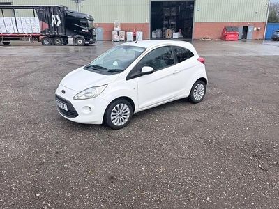 Used Ford Ka Zetec 69 HP (50 kW) 2013 White Hatchback