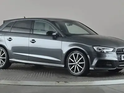 Usado Audi A3 Sportback Black Edition 116 CV (85 kW) 2019 Utilitario