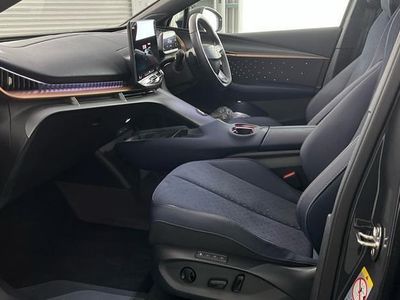 Used Cupra Tavascan 210 kW (286 HP) 2025 SUV