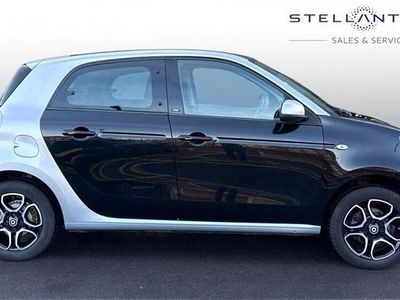 Blue Used 2018 Smart ForFour Premium Hatchback | £7,281 (Fair price)