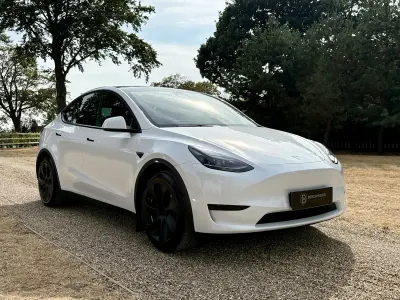 Used Tesla Model Y RWD 219 kW (299 HP) 2023 White SUV