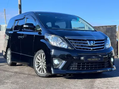 Usado Toyota Alphard 2013 Preto Monovolume
